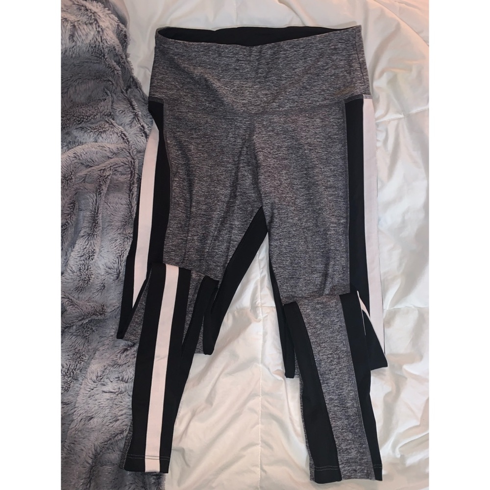 PINK Ultimate Leggings
